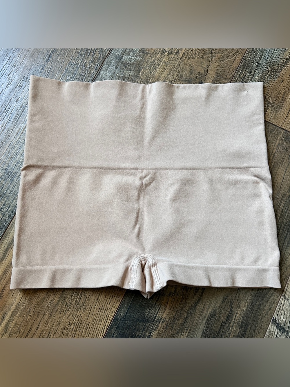 ~*~ SPANXShape Extra Ordinary High Waist Shaping Shorties M ~*~